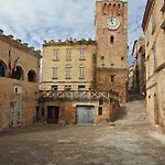 Hotel Oviv - La Dimora Del Borgo Acquaviva Picena