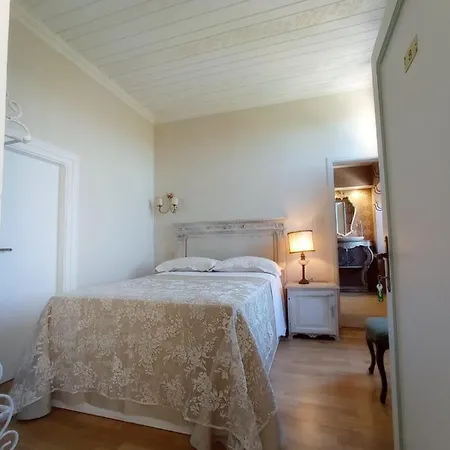 Oviv Dimora Del Borgo 3*