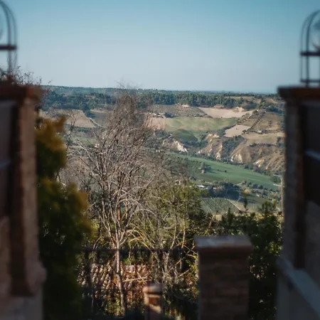 Oviv Dimora Del Borgo Hotel 3*