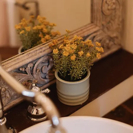 Hotel Oviv Dimora Del Borgo 3*