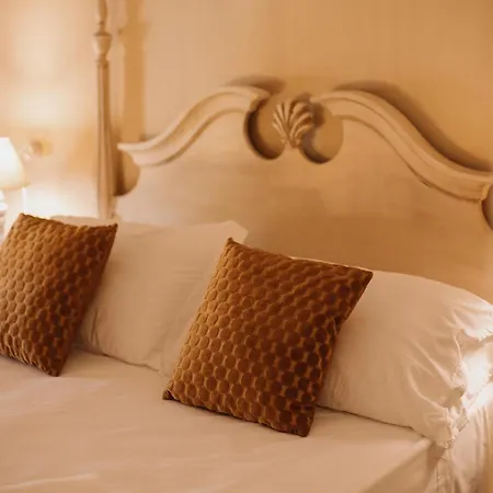 Hotel Oviv Dimora Del Borgo 3*