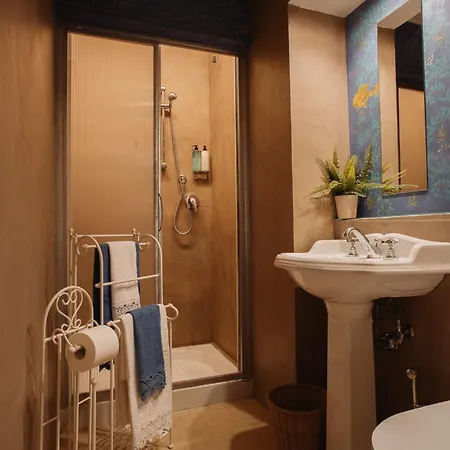 Hotel Oviv Dimora Del Borgo 3*