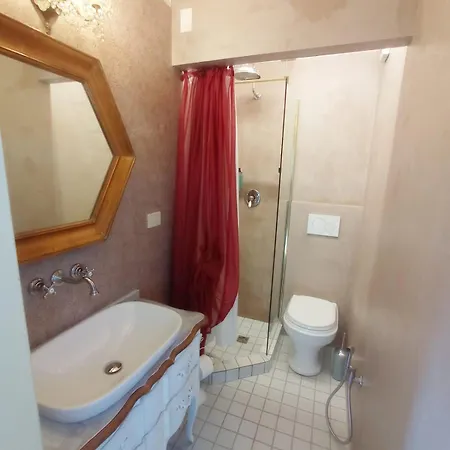 Oviv Dimora Del Borgo Hotel