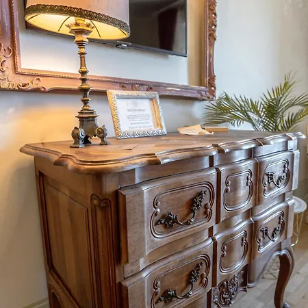 Oviv - La Dimora Del Borgo Hotel 3*