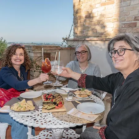 Hotel Oviv - La Dimora Del Borgo Acquaviva Picena