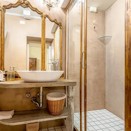 Oviv - La Dimora Del Borgo Hotel